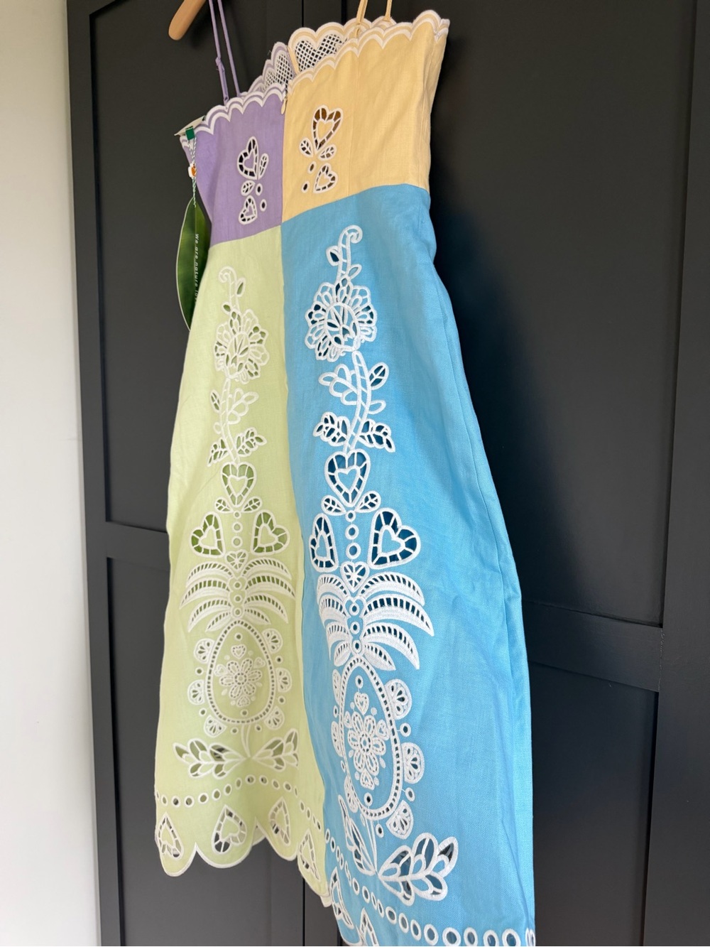 FARM Rio Multicolor Embroidered Euroflax™ Premium Linen Midi Dress | S - Picture 7 of 13